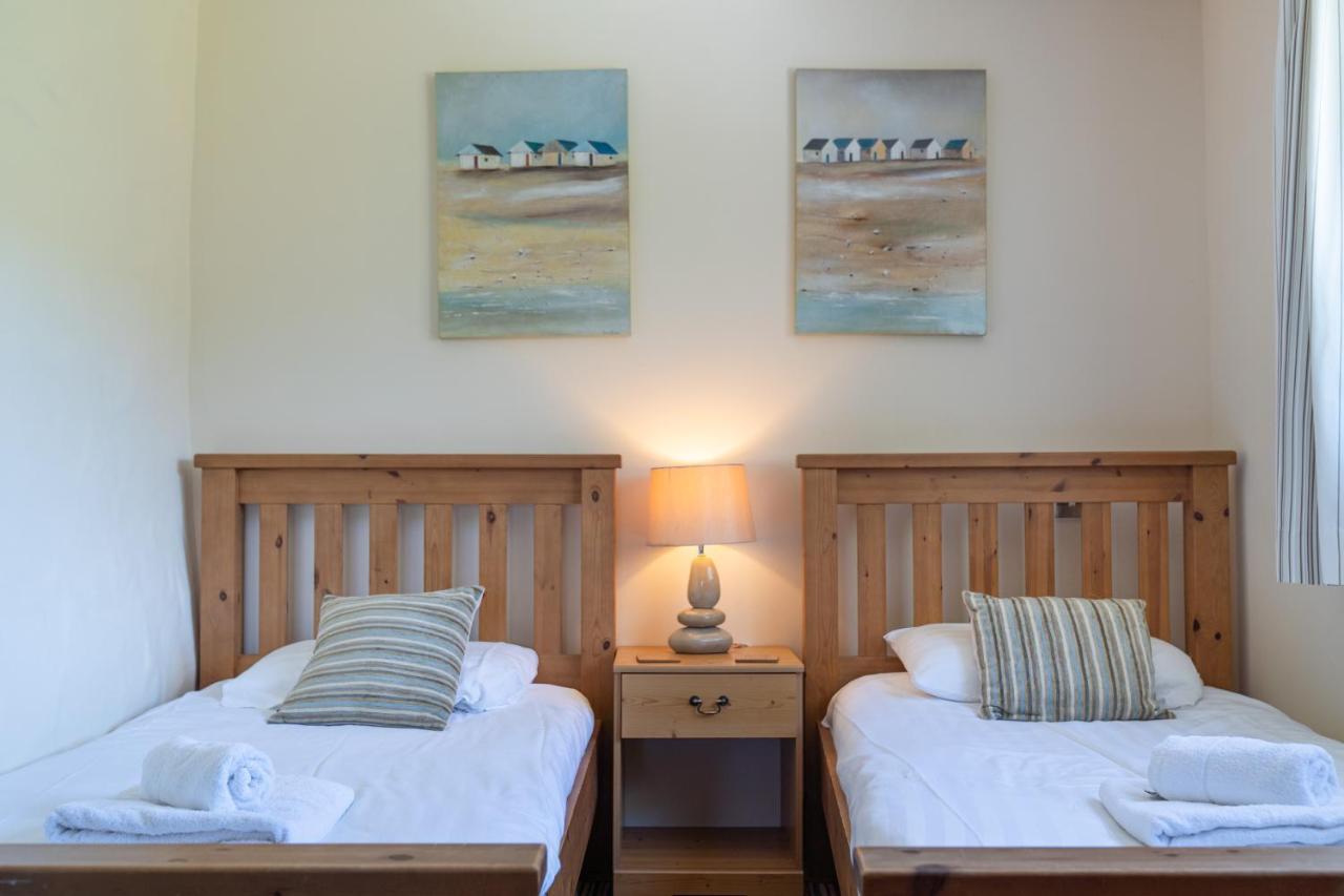 Wrth Y Nant Villa Saint Ishmaels  Luaran gambar