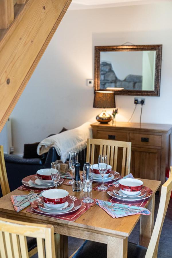 Wrth Y Nant Villa Saint Ishmaels  Luaran gambar