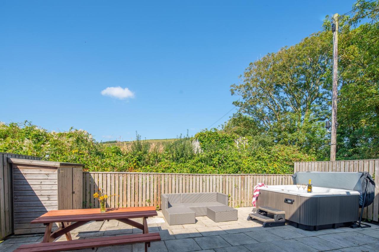 Wrth Y Nant Villa Saint Ishmaels  Luaran gambar